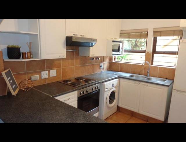 2 BEDROOM TOWNHOUSE FOR SALE IN RIVER CLUB